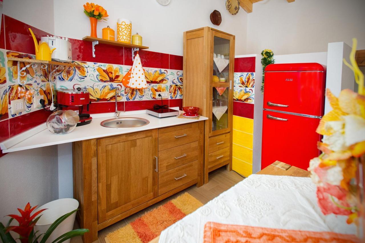 Holiday Room Sa Tebia Οριστάνο Εξωτερικό φωτογραφία
